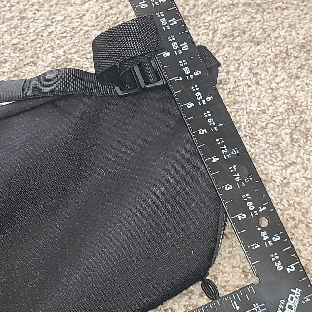 Vans Black Sling Bag - Picture 8 of 9
